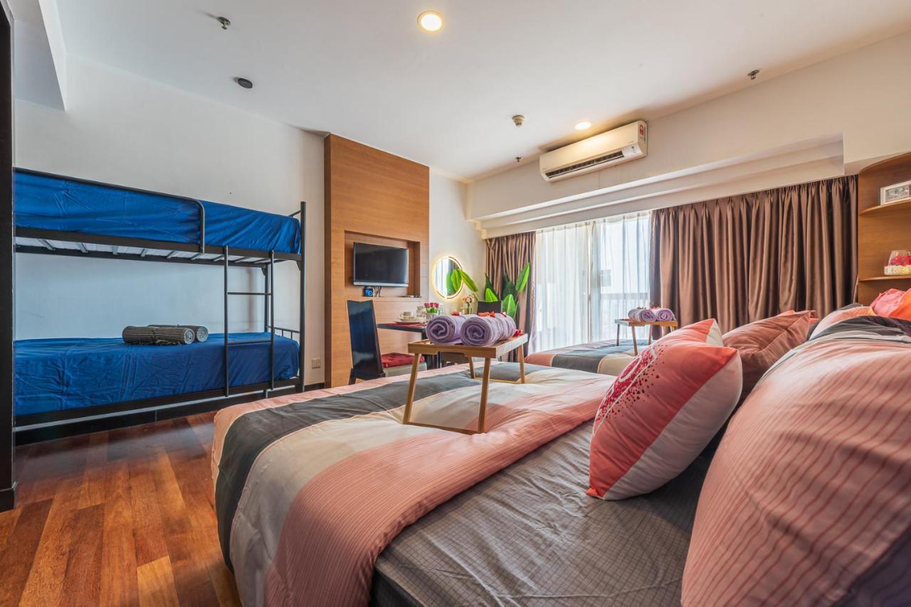 פטלין ג'איה Lagoon View 6Pax Homestay At Sunway Resort Suites מראה חיצוני תמונה