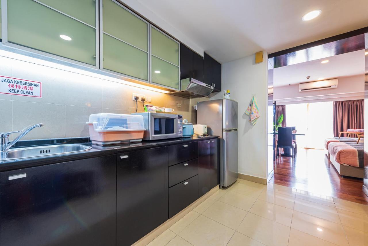 פטלין ג'איה Lagoon View 6Pax Homestay At Sunway Resort Suites מראה חיצוני תמונה